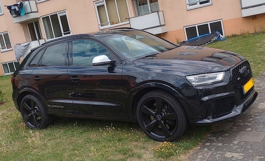 Audi RSQ3 compleet ontchroomd