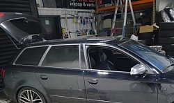 Resultaat Audi S4 plastidip verwijderen en opnieuw ontchromen