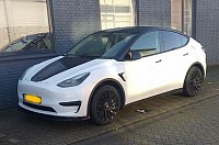 Tesla model y ppf, delen hoogglans zwart, frontlip en nog wat kleine toebehoren
